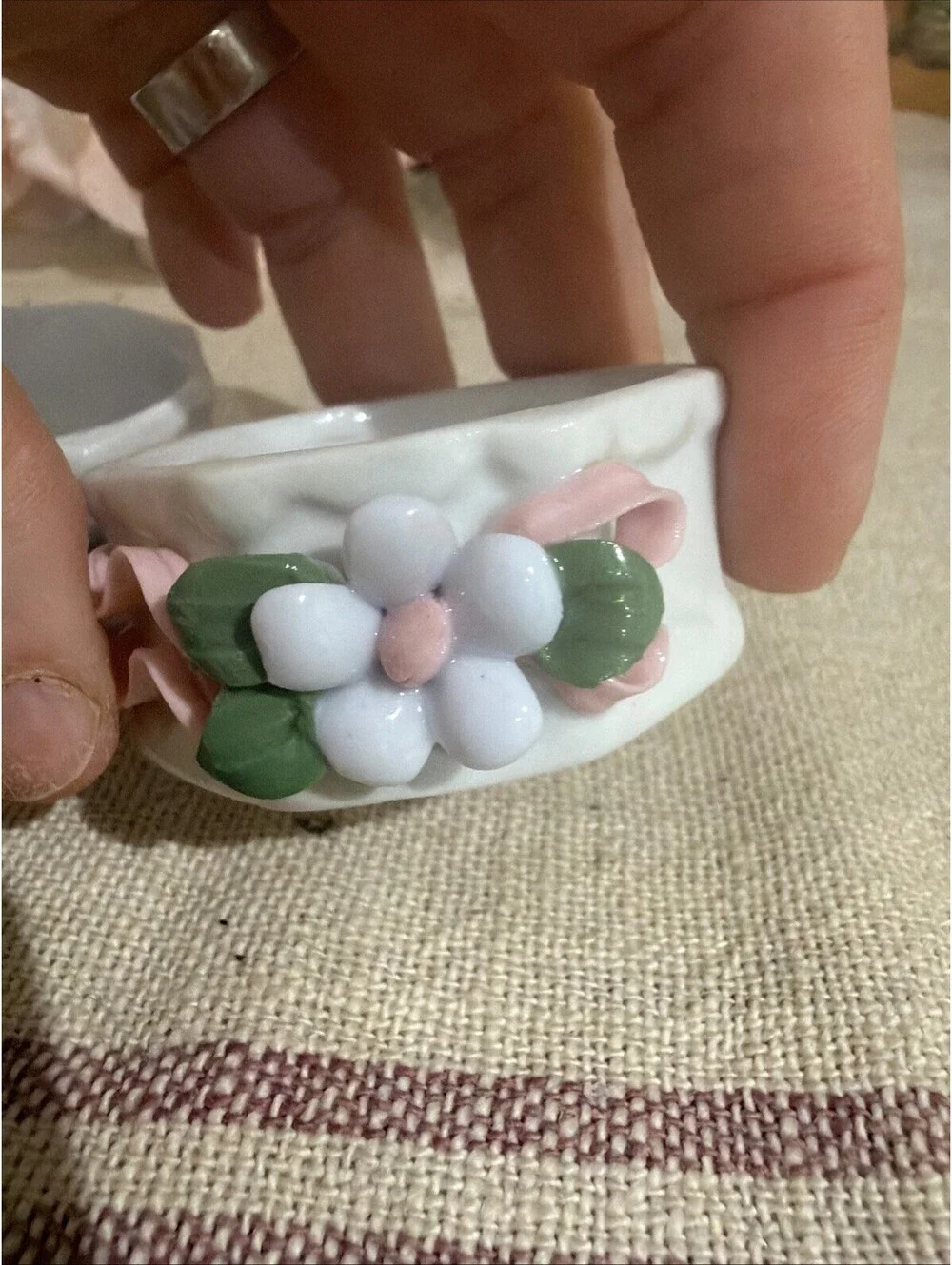 Set 6 VTG Porcelain Floral Napkin Ring Cottage Shabby Chic Garden Tea Party